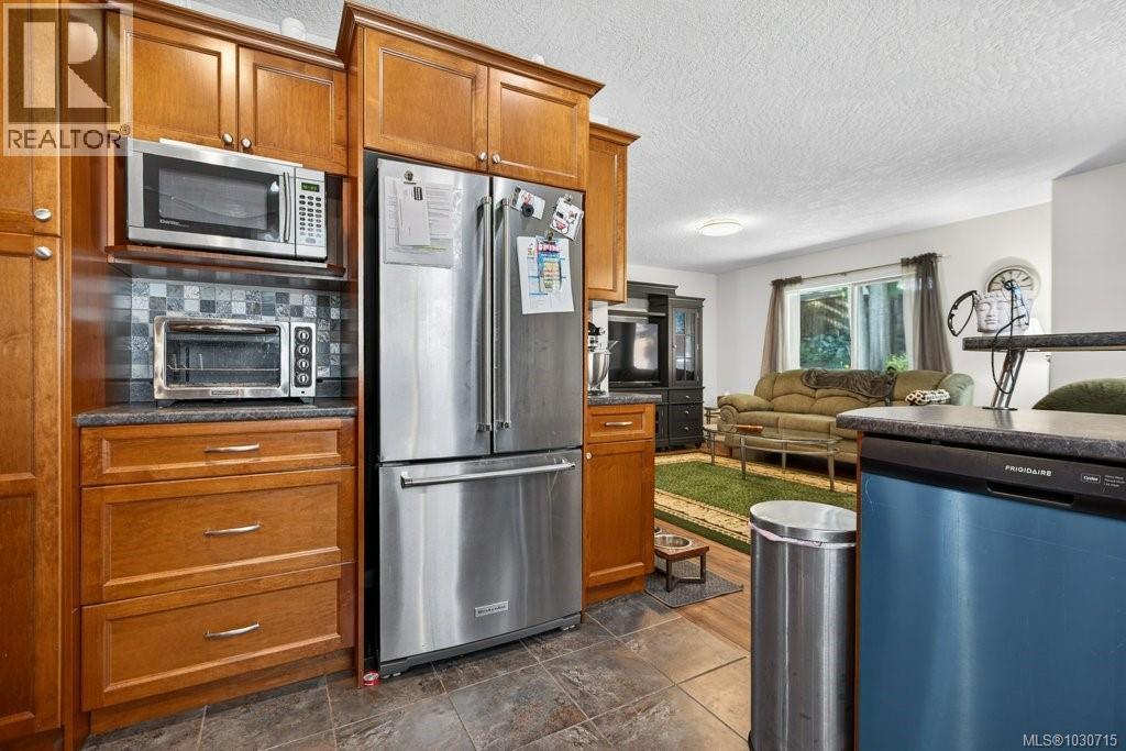 4661 Salal Pl, Courtenay, British Columbia  V9N 4A1 - Photo 12 - 1030715