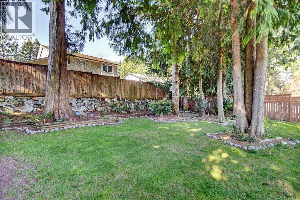 4661 Salal Pl, Courtenay, British Columbia  V9N 4A1 - Photo 4 - 1030715