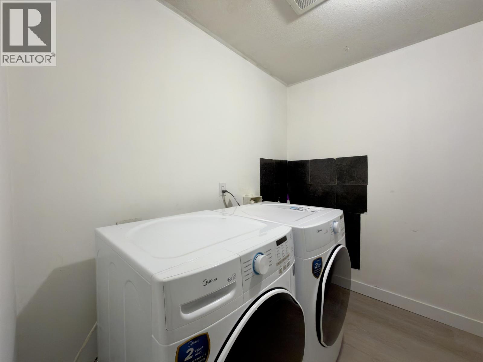 9580 Blundell Road, Richmond, British Columbia  V6Y 1K6 - Photo 7 - R3105552