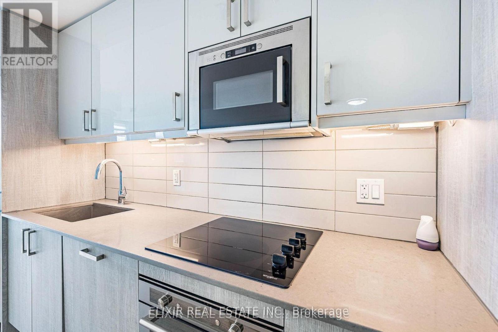 1610 - 77 Mutual Street, Toronto, Ontario  M5B 0B9 - Photo 11 - C12944928