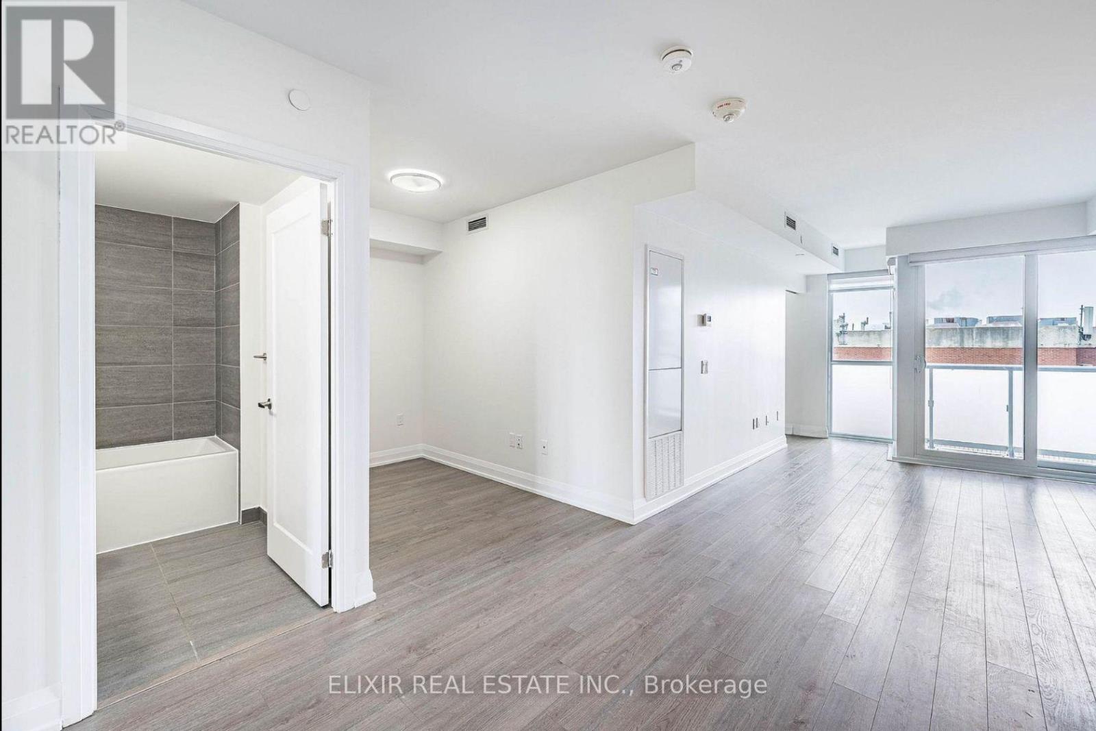 1610 - 77 Mutual Street, Toronto, Ontario  M5B 0B9 - Photo 6 - C12944928