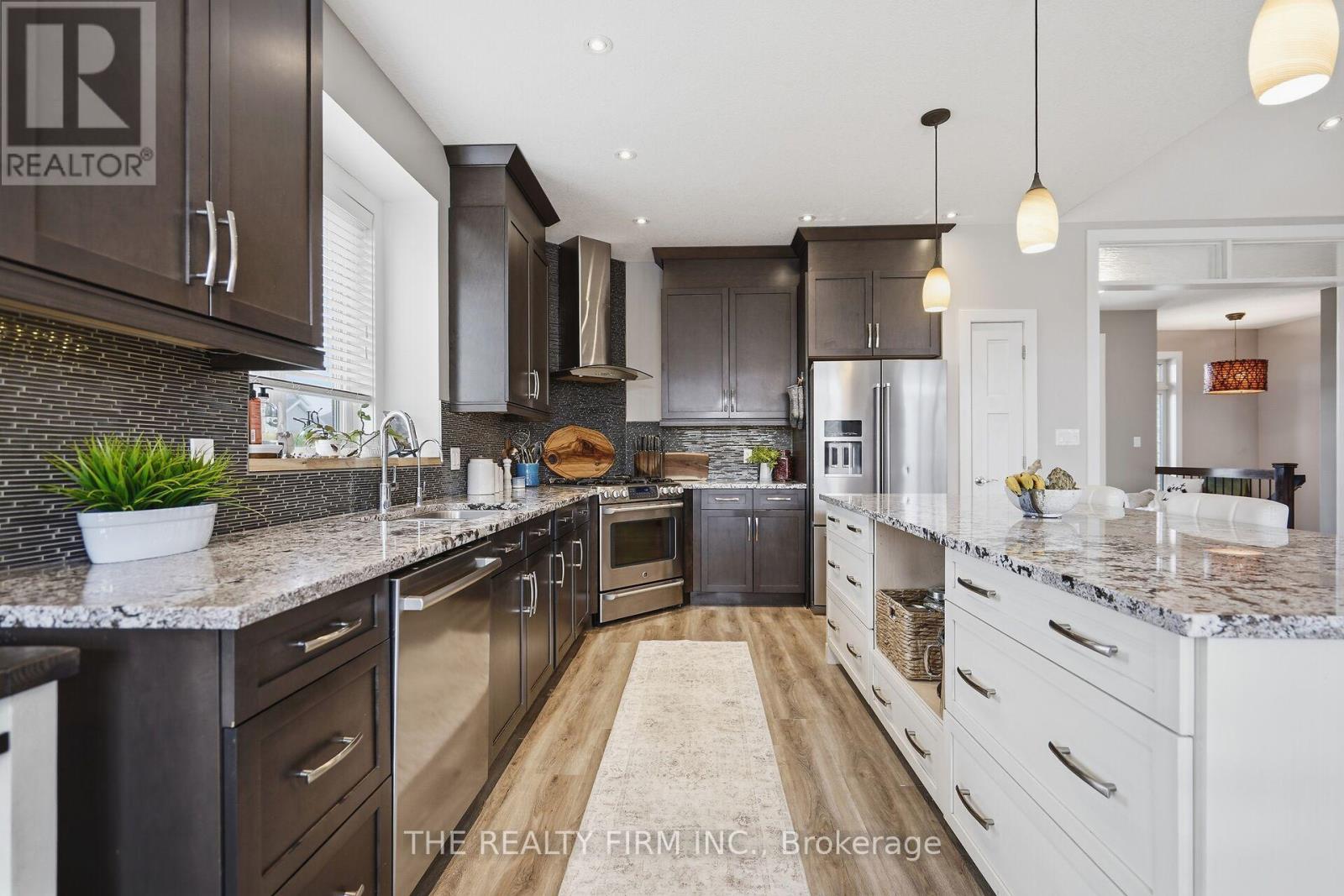 2 Slammer Trail, Thames Centre, Ontario  N0M 2P0 - Photo 12 - X12945892