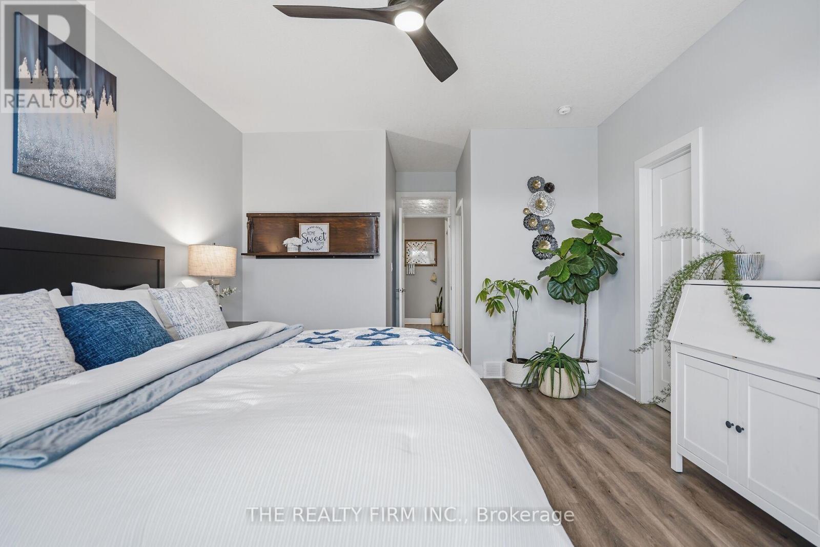 2 Slammer Trail, Thames Centre, Ontario  N0M 2P0 - Photo 16 - X12945892