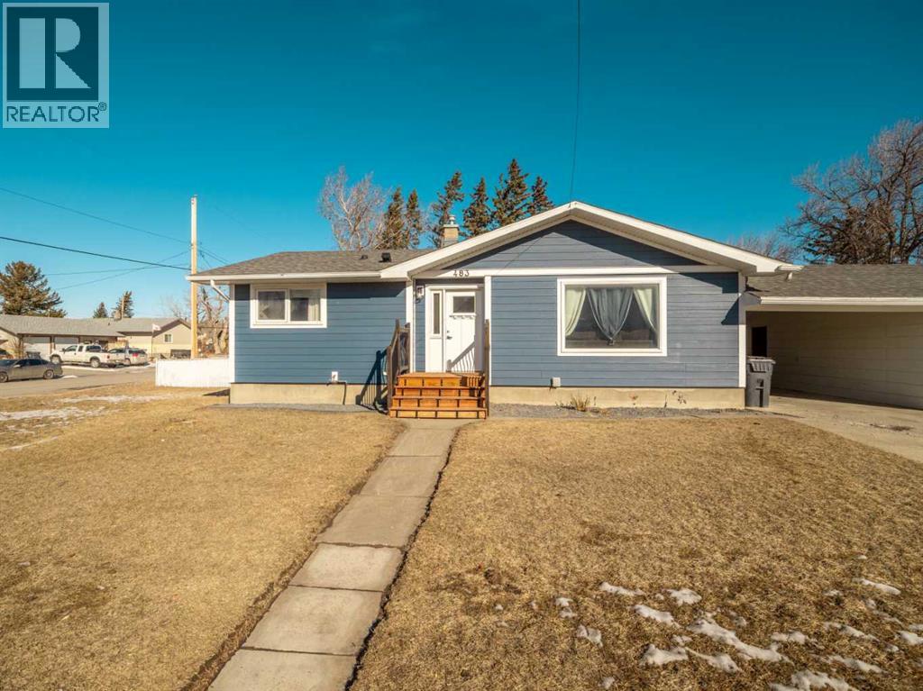 483 Main Street, Pincher Creek, Alberta