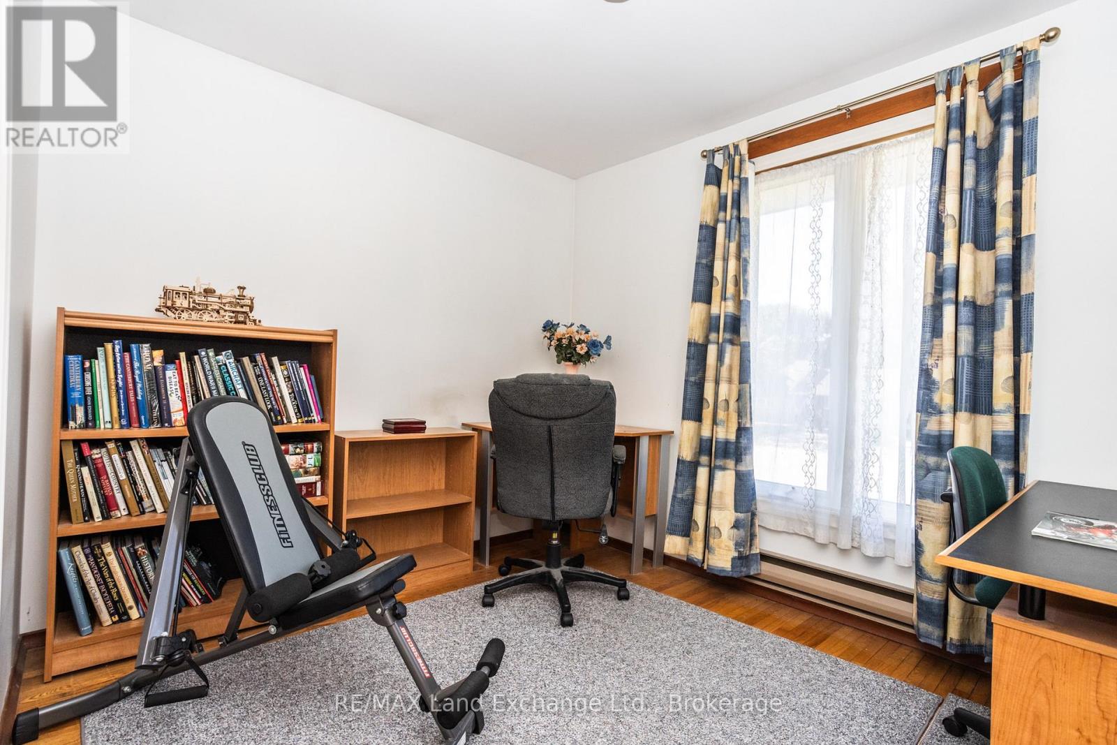 991 Bricker Street N, Saugeen Shores, Ontario  N0H 2C3 - Photo 11 - X12948030