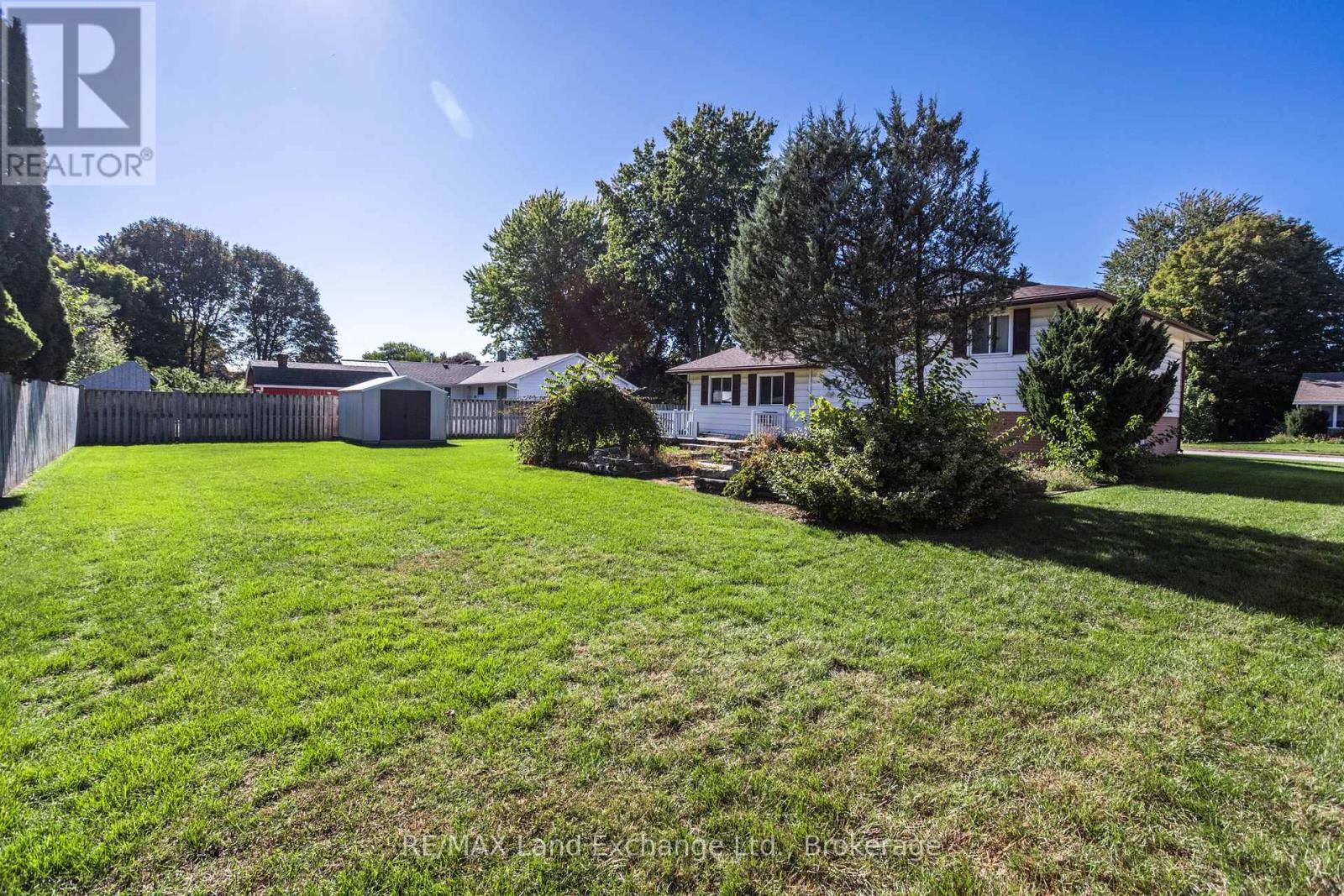 991 Bricker Street N, Saugeen Shores, Ontario  N0H 2C3 - Photo 34 - X12948030