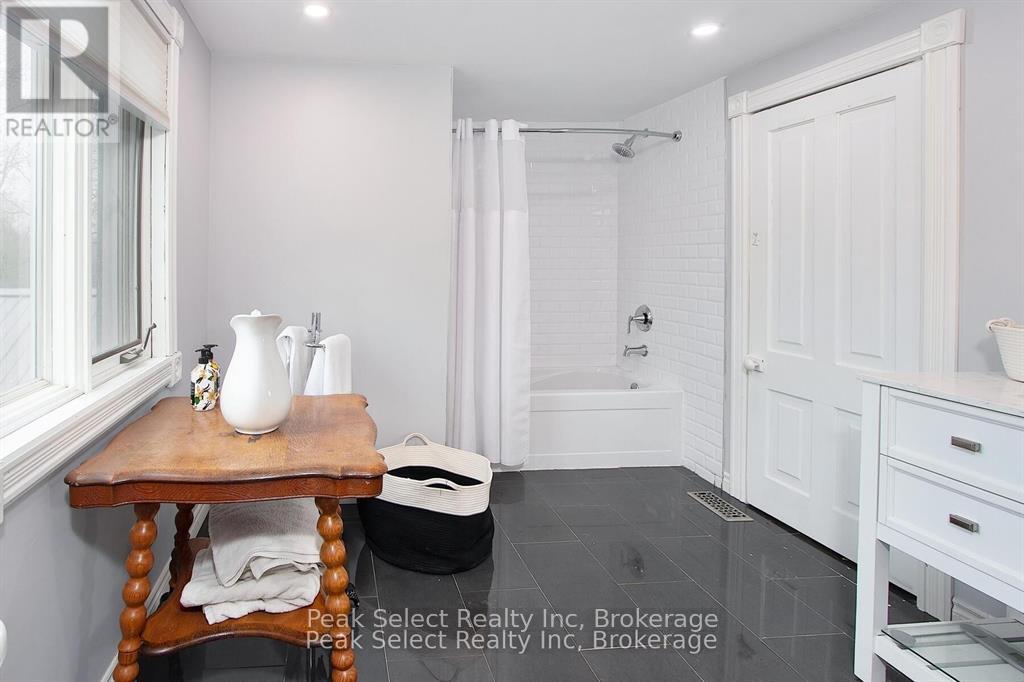 430 Albert Street, South Huron, Ontario  N0M 1S1 - Photo 24 - X12948050