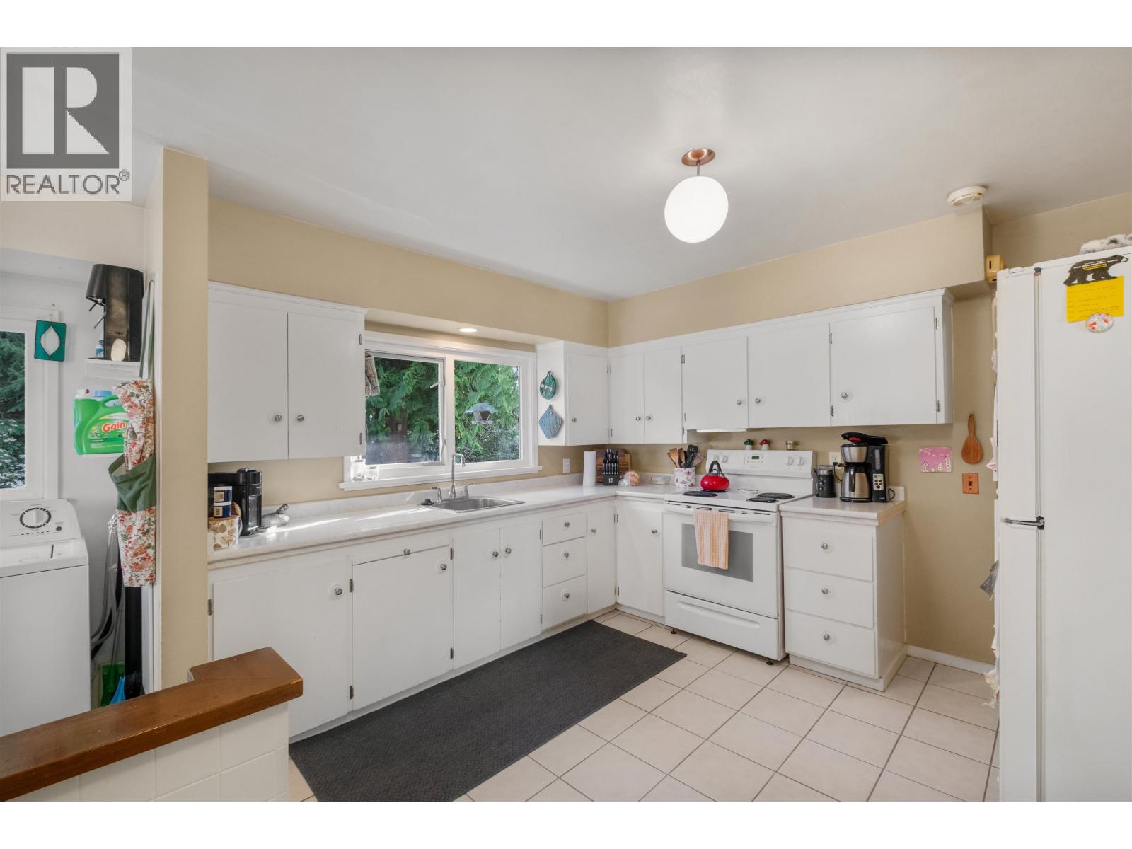 551 E Osborne Road, North Vancouver, British Columbia  V7N 1M4 - Photo 9 - R3106146