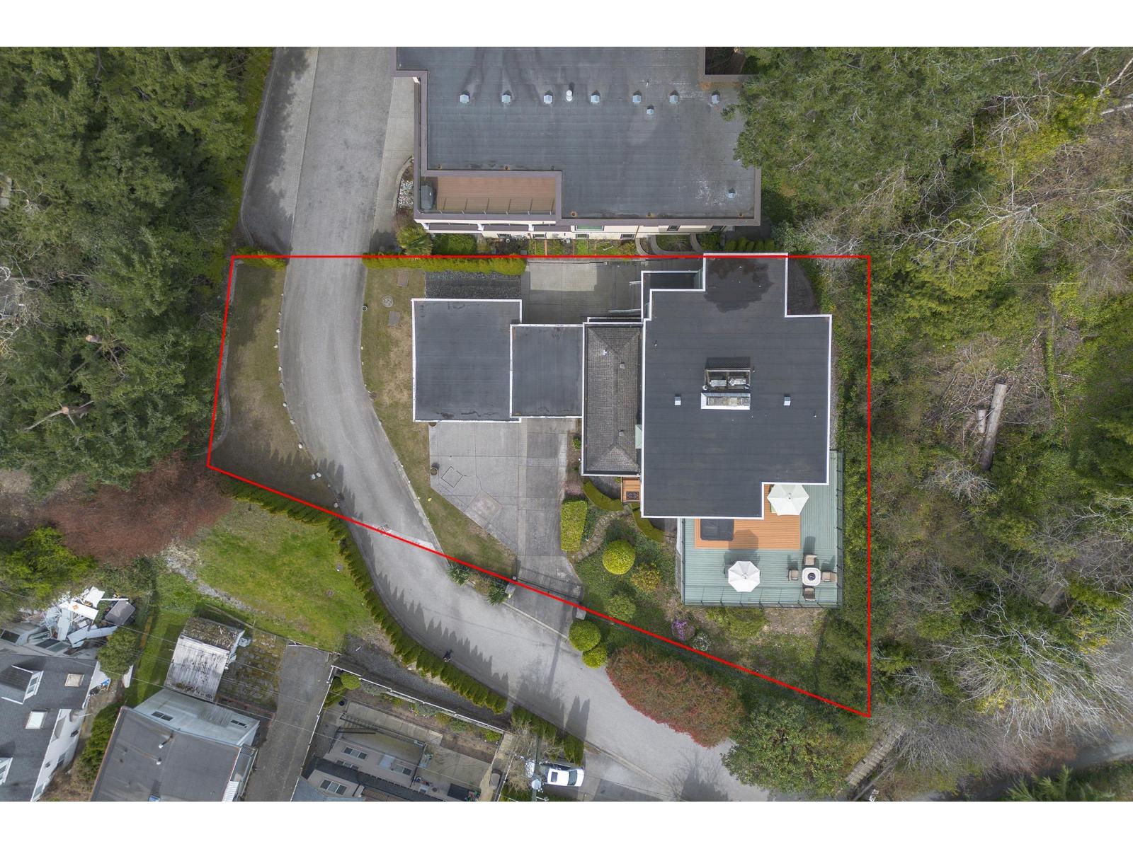 1309 Anderson Street, White Rock, British Columbia  V4B 3P4 - Photo 3 - R3105645