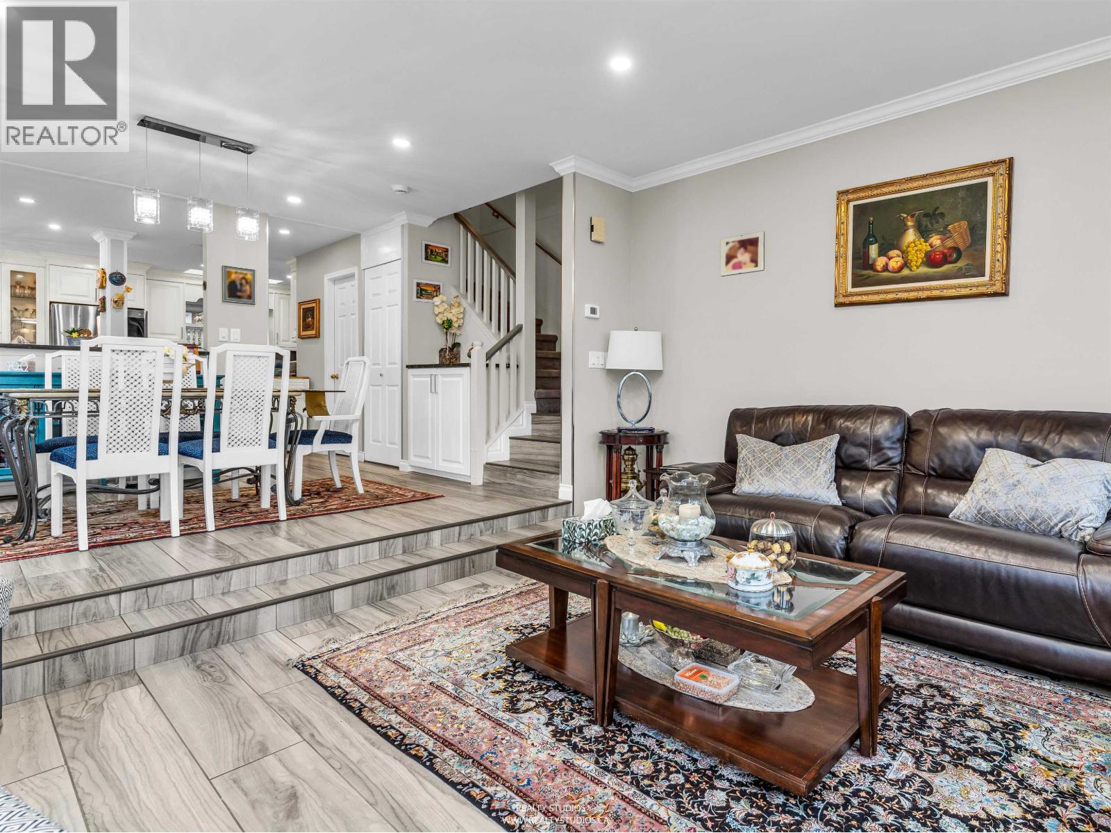 6 220 E Keith Road, North Vancouver, British Columbia  V7L 1V5 - Photo 4 - R3104221