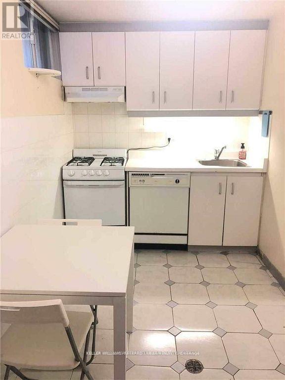 Bsmt - 44 Bellevue Avenue, Toronto, Ontario  M5T 2N4 - Photo 2 - C12948032