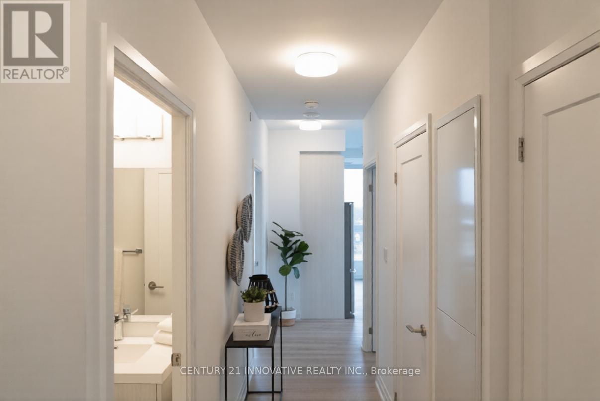 715 - 286 Main Street, Toronto, Ontario  M4C 0B3 - Photo 5 - E12948020