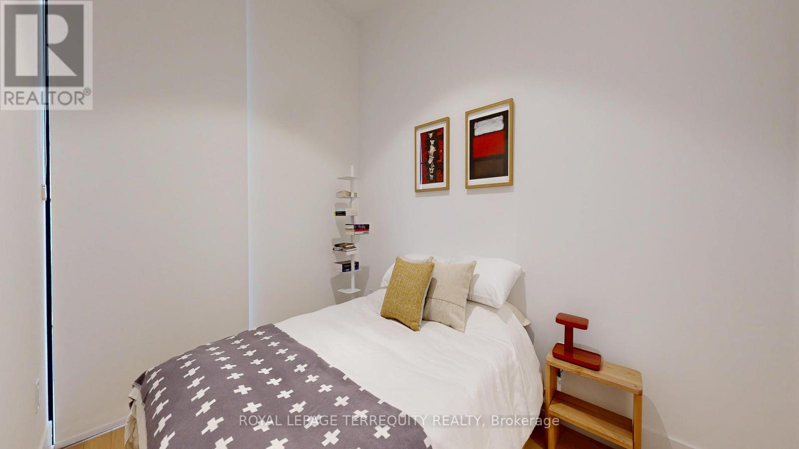 204 - 150 Logan Avenue, Toronto, Ontario  M4M 0E4 - Photo 10 - E12948042