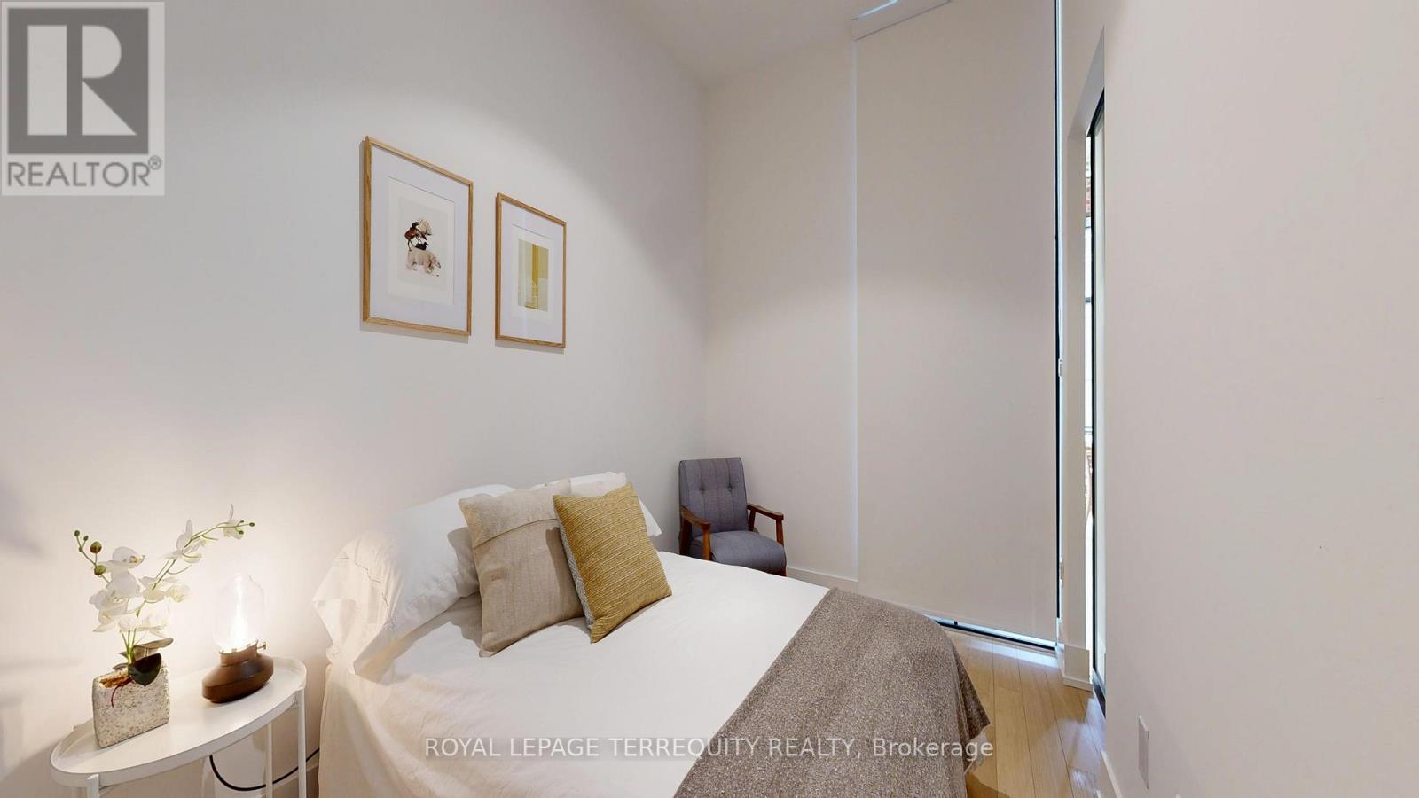 204 - 150 Logan Avenue, Toronto, Ontario  M4M 0E4 - Photo 9 - E12948042