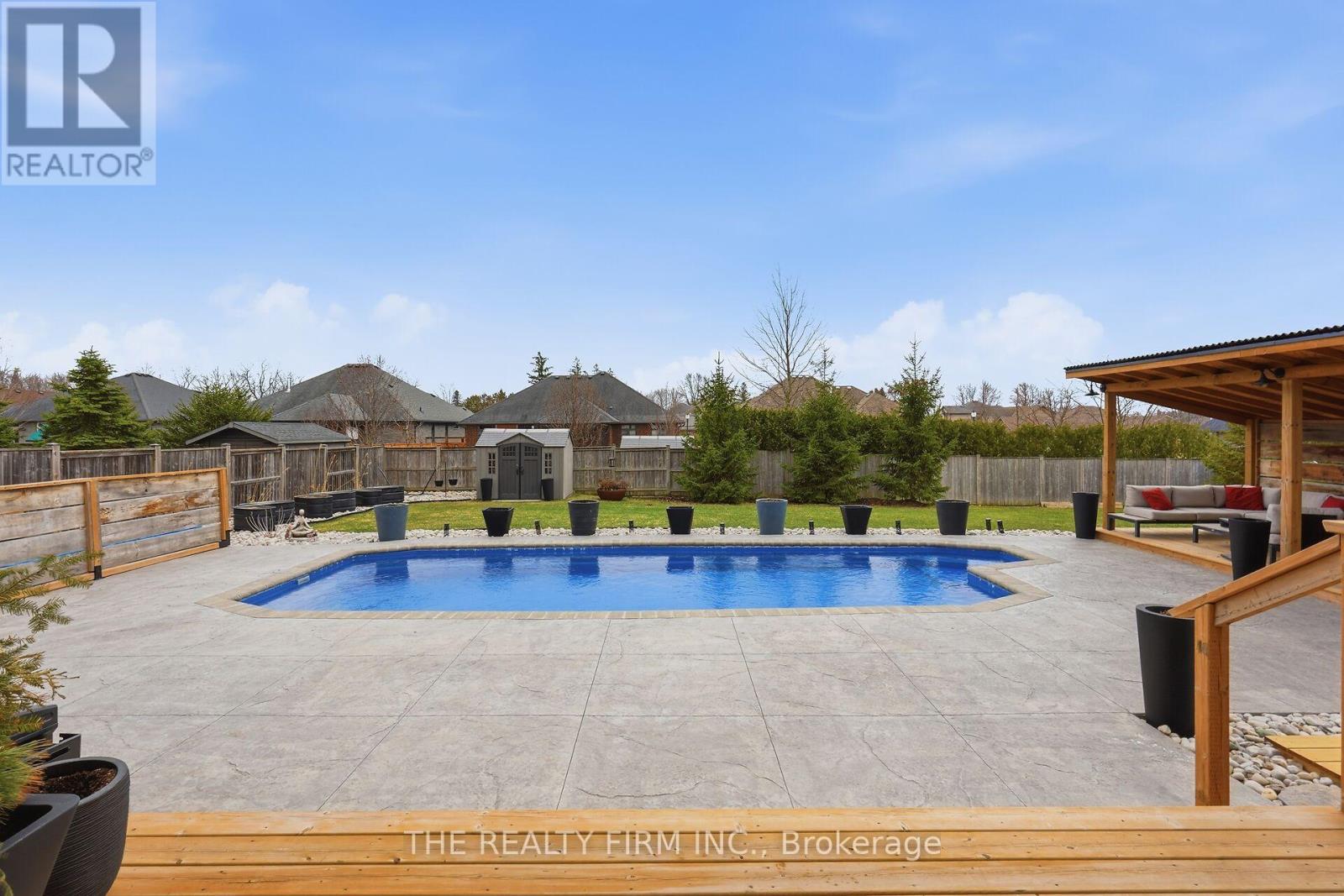 2 Slammer Trail, Thames Centre, Ontario  N0M 2P0 - Photo 37 - X12945892