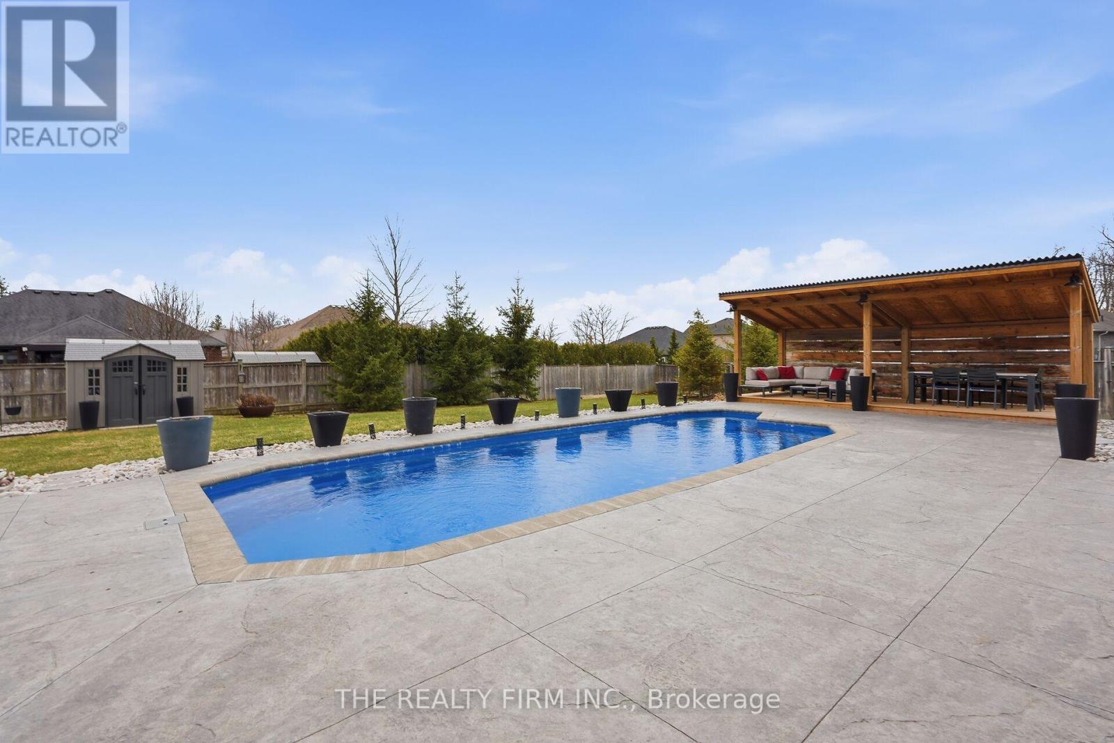 2 Slammer Trail, Thames Centre, Ontario  N0M 2P0 - Photo 42 - X12945892