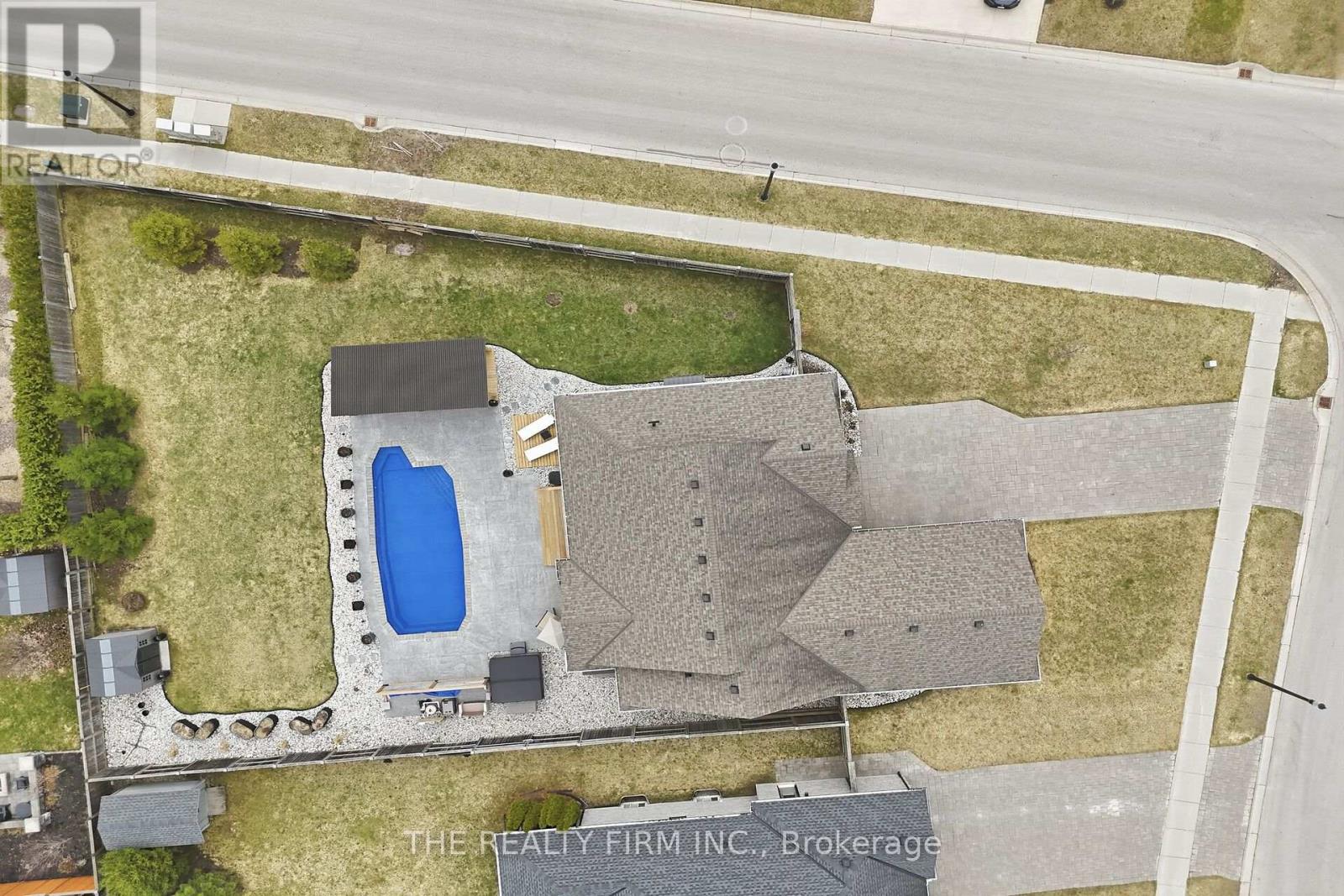 2 Slammer Trail, Thames Centre, Ontario  N0M 2P0 - Photo 49 - X12945892