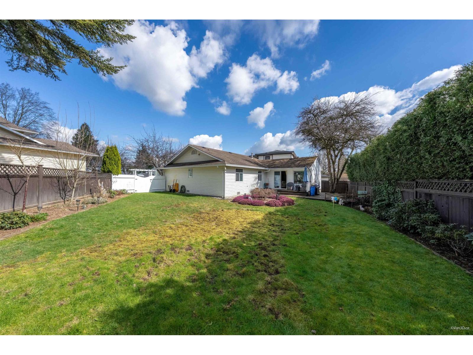 17346 60a Avenue, Surrey, British Columbia  V3S 6X8 - Photo 32 - R3105546