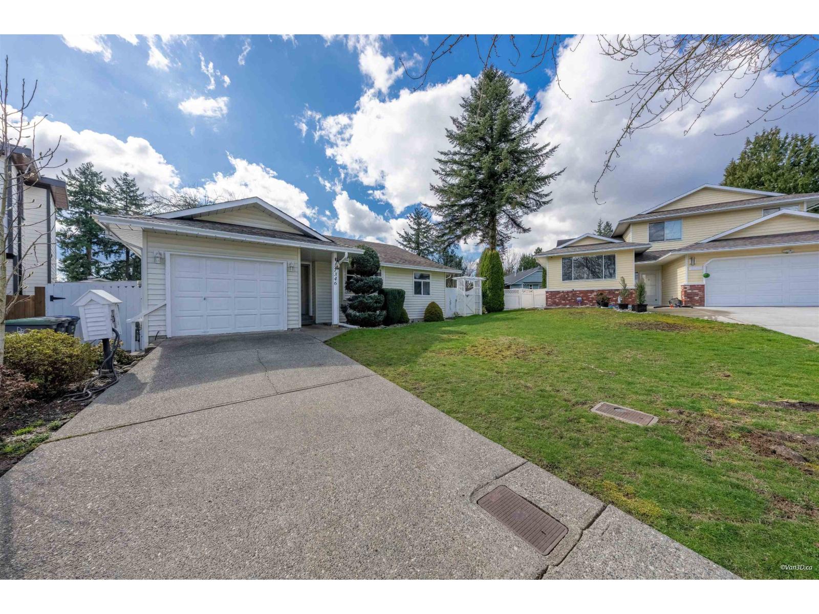 17346 60a Avenue, Surrey, British Columbia  V3S 6X8 - Photo 3 - R3105546