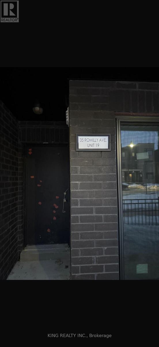 19 - 35 Romilly Avenue, Brampton, Ontario  L7A 5A7 - Photo 2 - W12948010