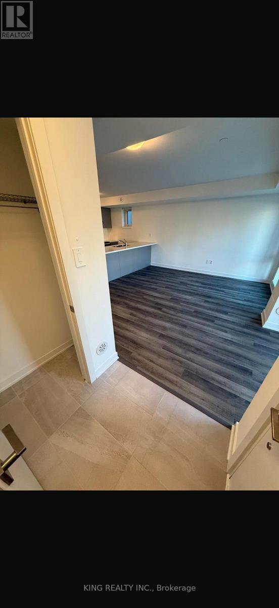 19 - 35 Romilly Avenue, Brampton, Ontario  L7A 5A7 - Photo 6 - W12948010