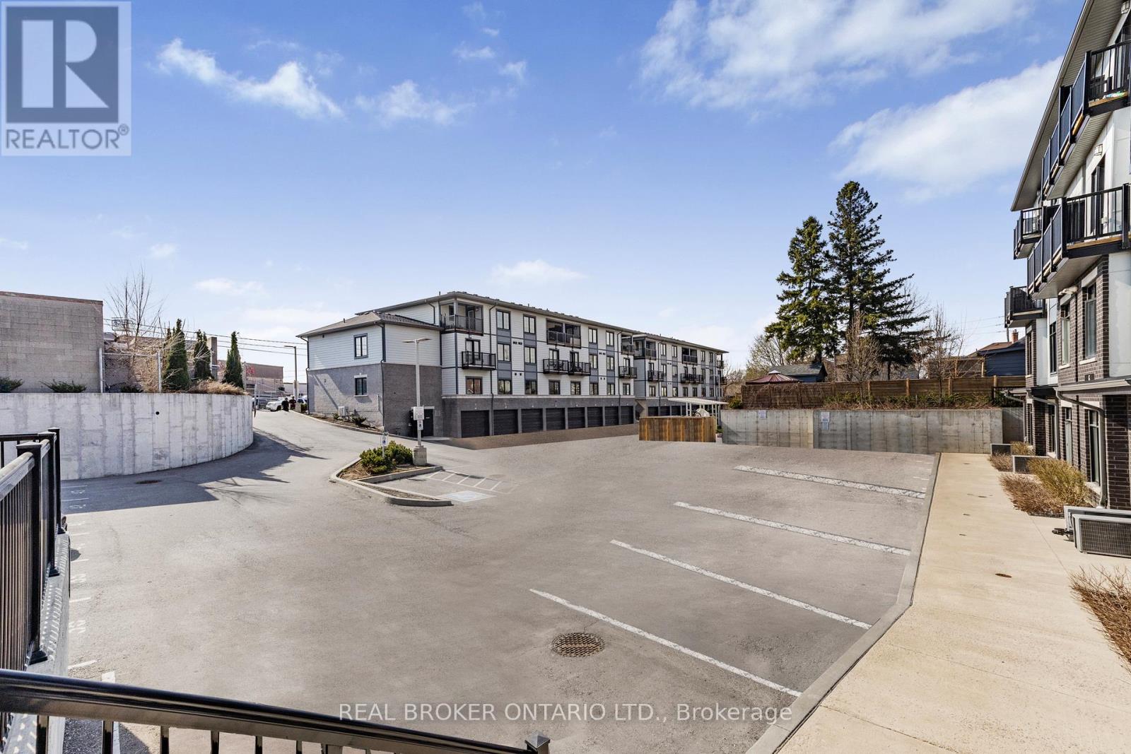 21 - 630 Rogers Road, Toronto, Ontario  M6M 0B4 - Photo 20 - W12948048