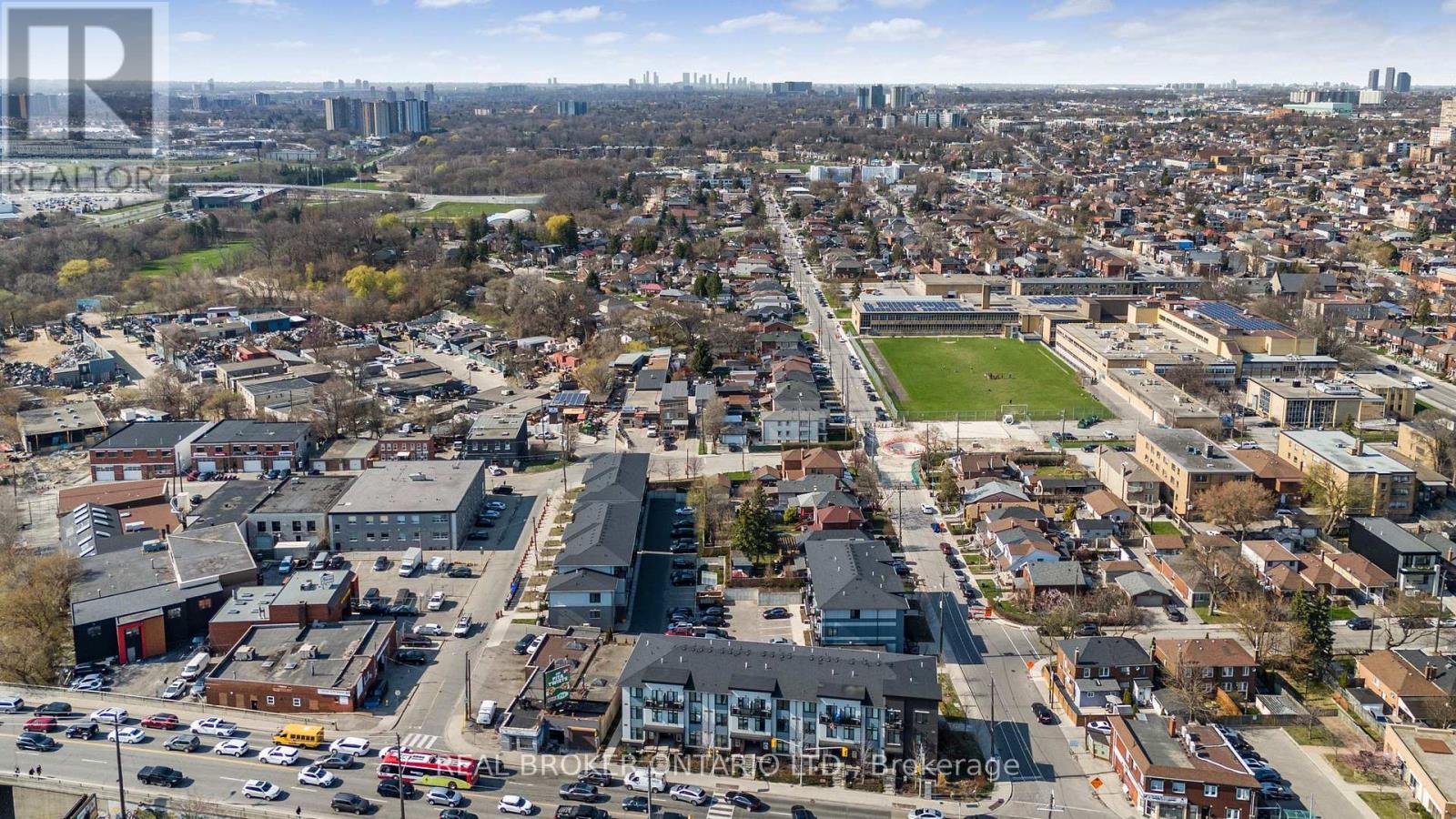 21 - 630 Rogers Road, Toronto, Ontario  M6M 0B4 - Photo 23 - W12948048