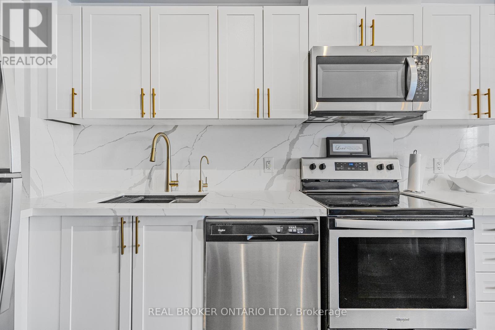 21 - 630 Rogers Road, Toronto, Ontario  M6M 0B4 - Photo 6 - W12948048