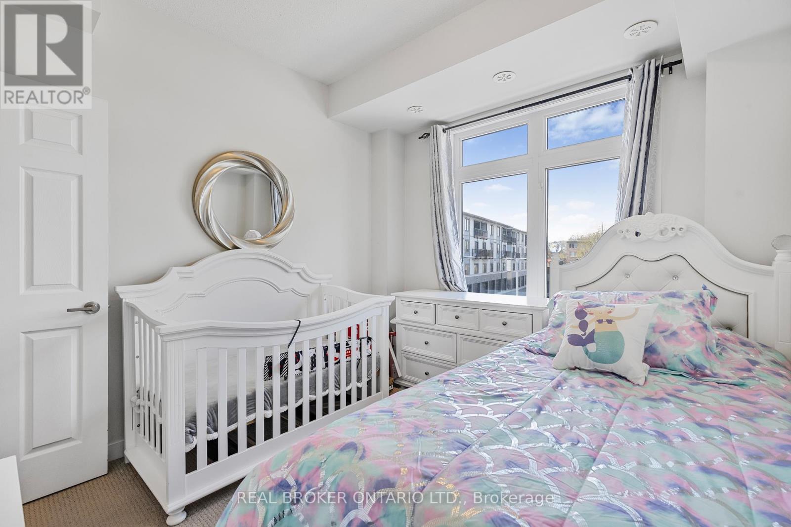 21 - 630 Rogers Road, Toronto, Ontario  M6M 0B4 - Photo 9 - W12948048