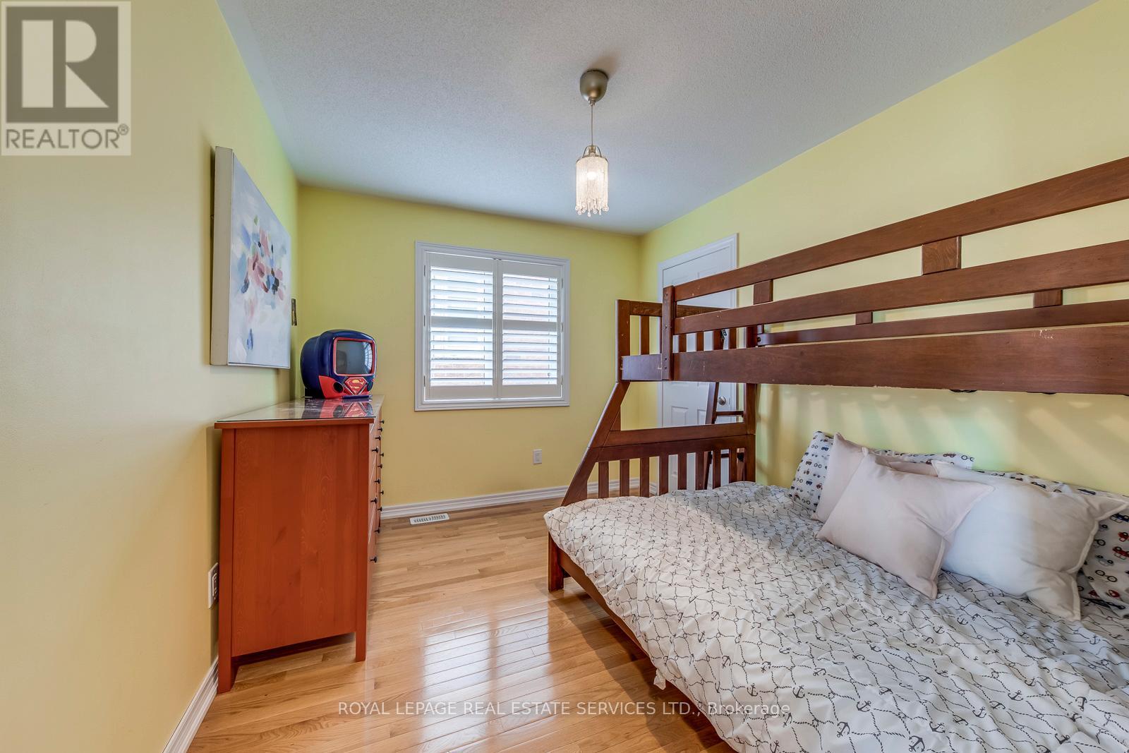 4709 Irena Avenue, Burlington, Ontario  L7M 0K2 - Photo 23 - W12948052