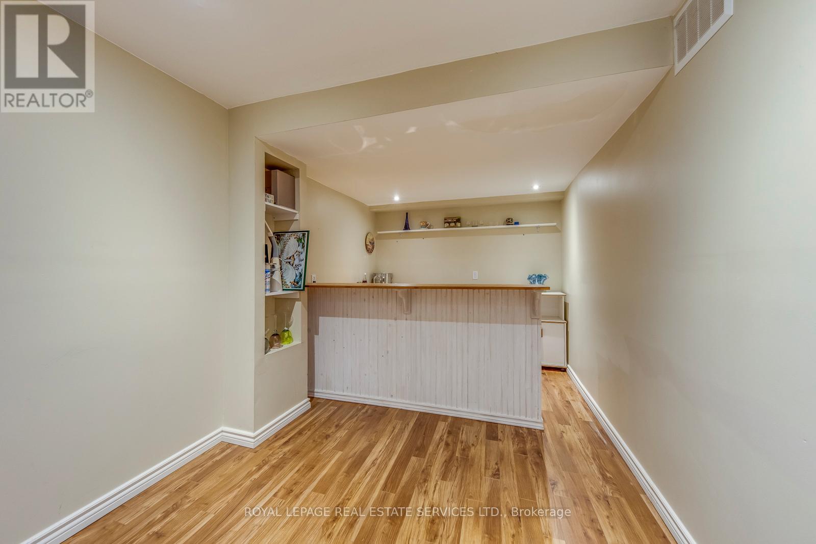 4709 Irena Avenue, Burlington, Ontario  L7M 0K2 - Photo 29 - W12948052