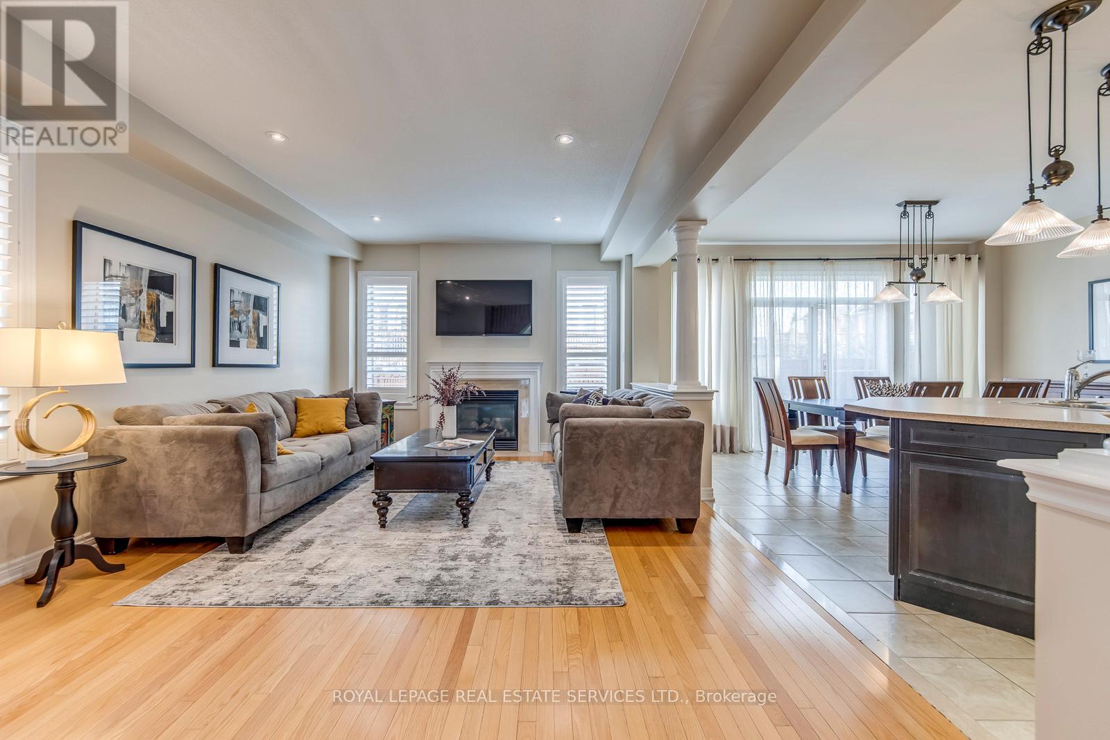 4709 Irena Avenue, Burlington, Ontario  L7M 0K2 - Photo 3 - W12948052