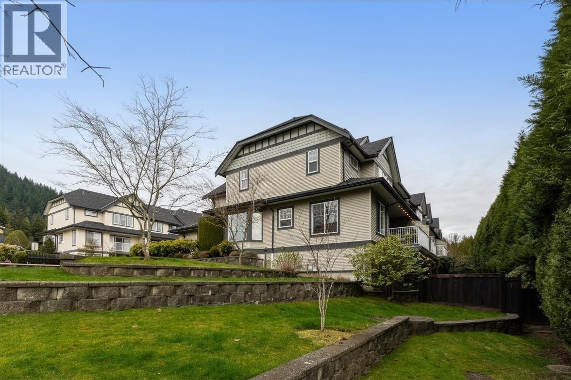 27 1765 Paddock Drive, Coquitlam, British Columbia  V3E 3J1 - Photo 3 - R3106163