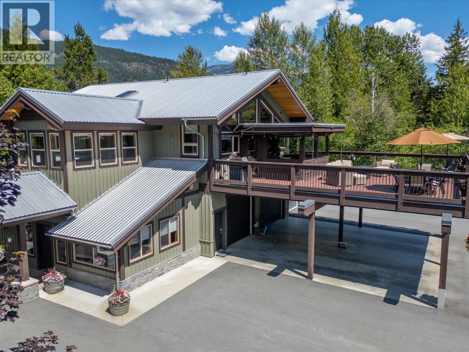 1470 Fraser Road, Pemberton, British Columbia  V0N 2L0 - Photo 1 - R3101973