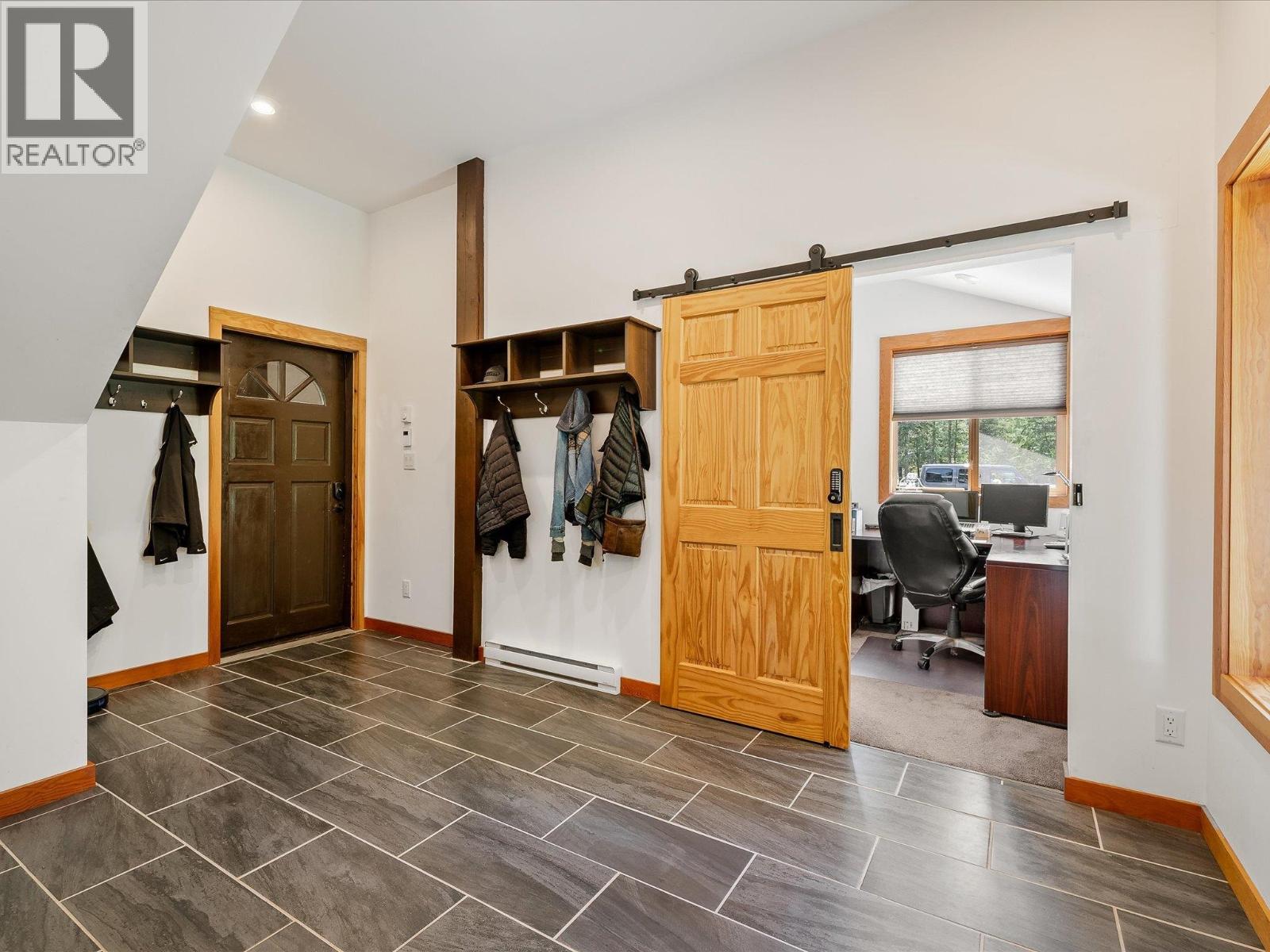 1470 Fraser Road, Pemberton, British Columbia  V0N 2L0 - Photo 19 - R3101973