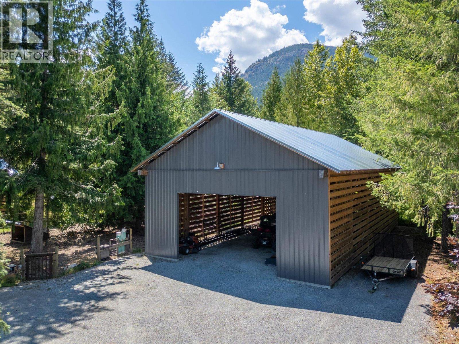 1470 Fraser Road, Pemberton, British Columbia  V0N 2L0 - Photo 29 - R3101973