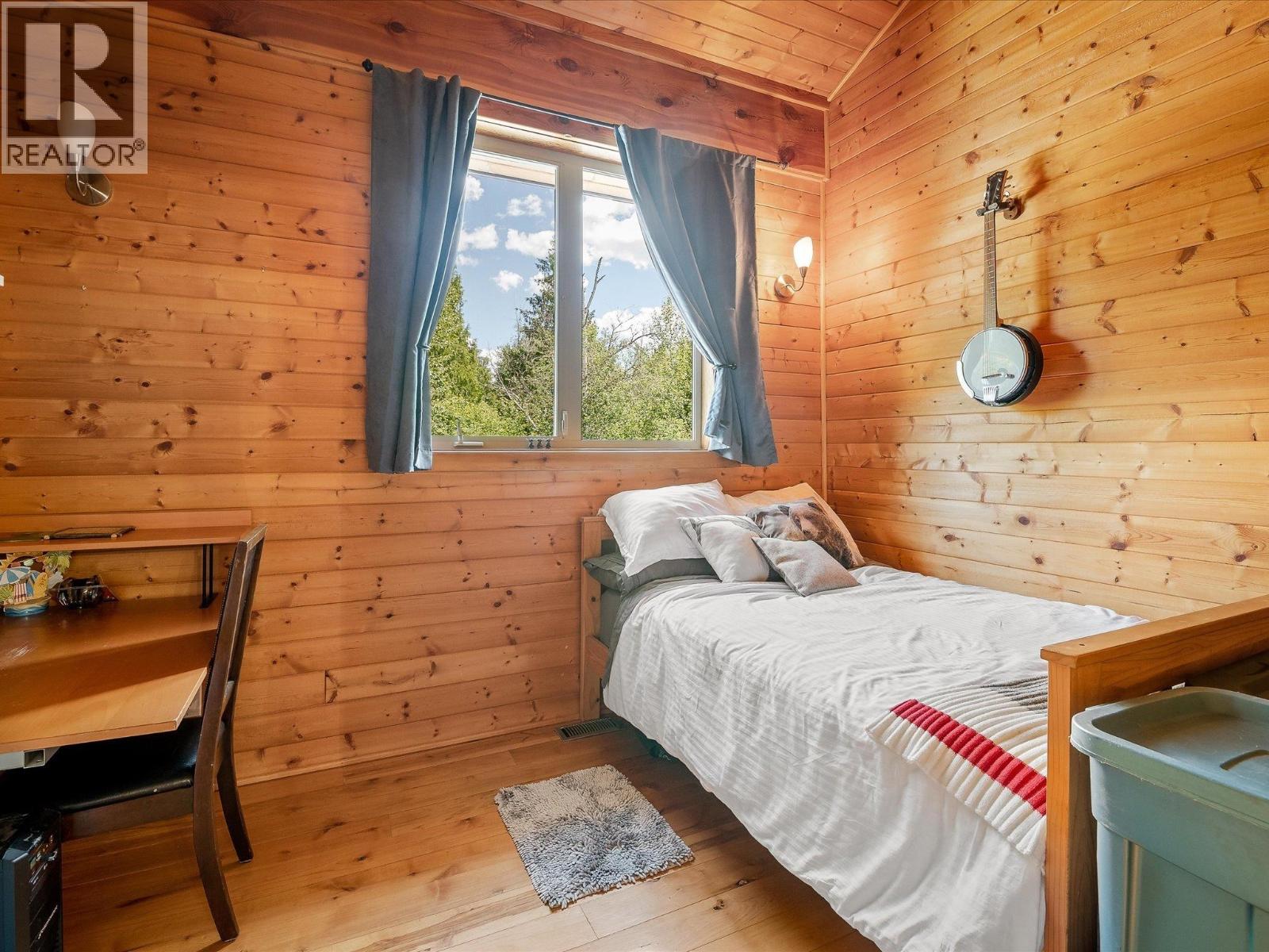 1470 Fraser Road, Pemberton, British Columbia  V0N 2L0 - Photo 13 - R3101973