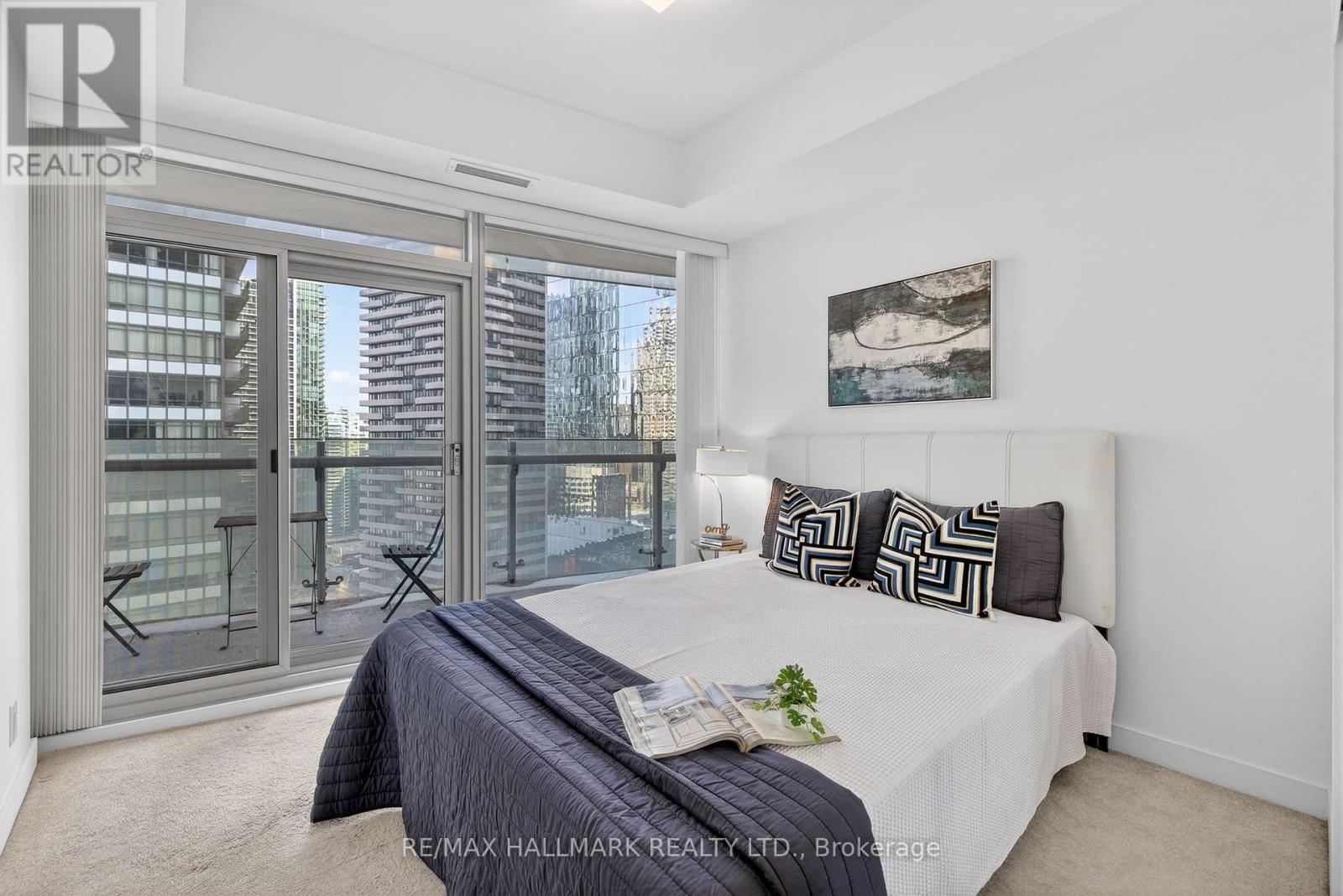 2301 - 14 York Street, Toronto, Ontario  M5J 0B1 - Photo 22 - C12744144