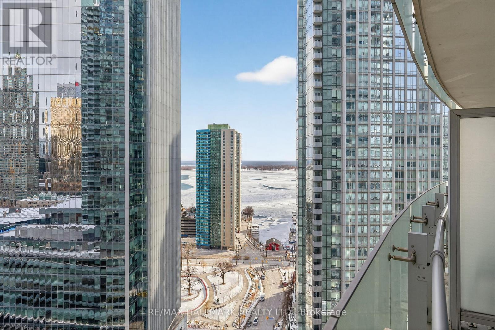 2301 - 14 York Street, Toronto, Ontario  M5J 0B1 - Photo 37 - C12744144