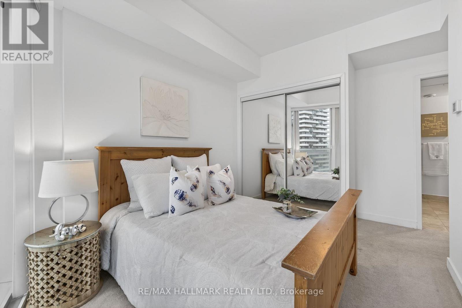 2301 - 14 York Street, Toronto, Ontario  M5J 0B1 - Photo 28 - C12744144