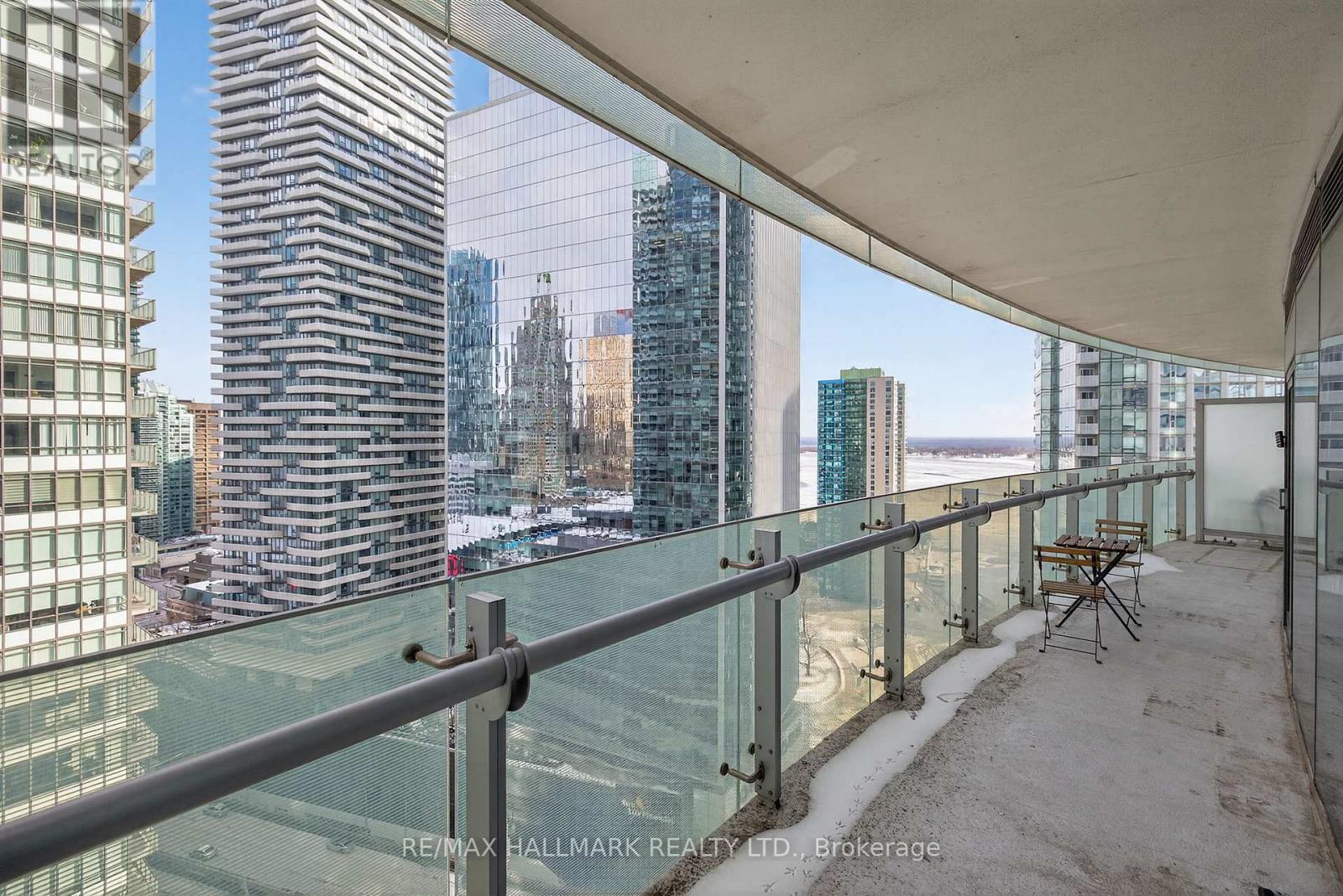 2301 - 14 York Street, Toronto, Ontario  M5J 0B1 - Photo 34 - C12744144