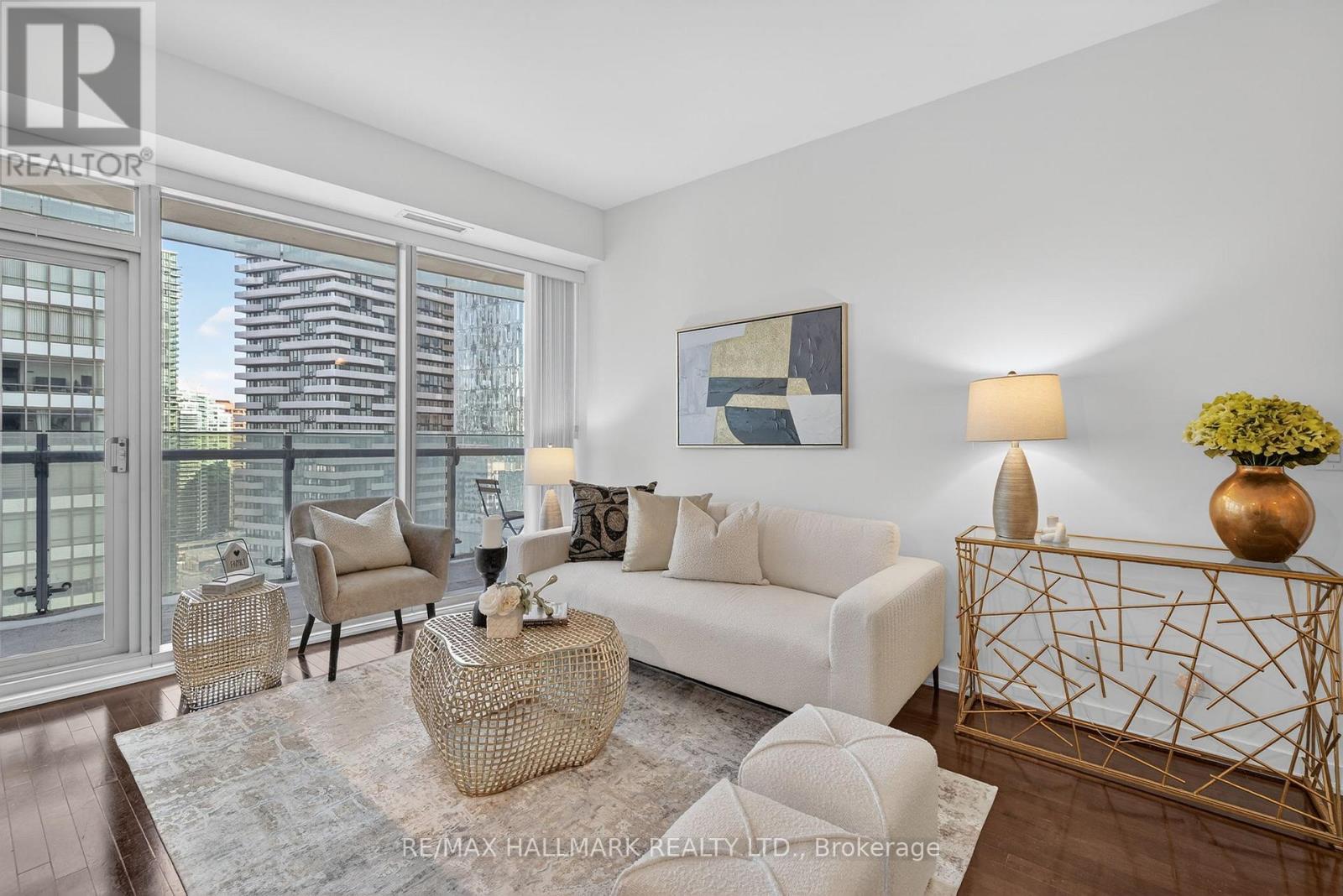 2301 - 14 York Street, Toronto, Ontario  M5J 0B1 - Photo 8 - C12744144