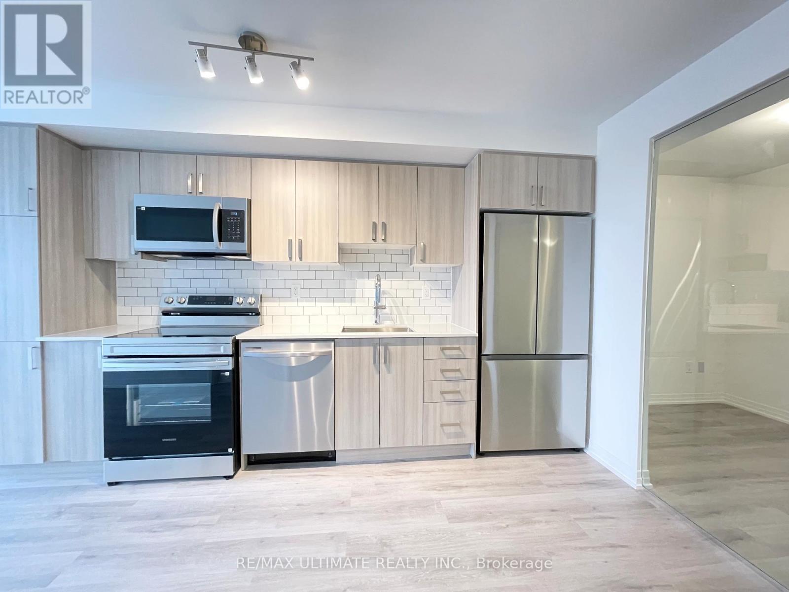 606 - 1010 Sandy Beach Road, Pickering, Ontario  L1W 3V9 - Photo 5 - E12822082