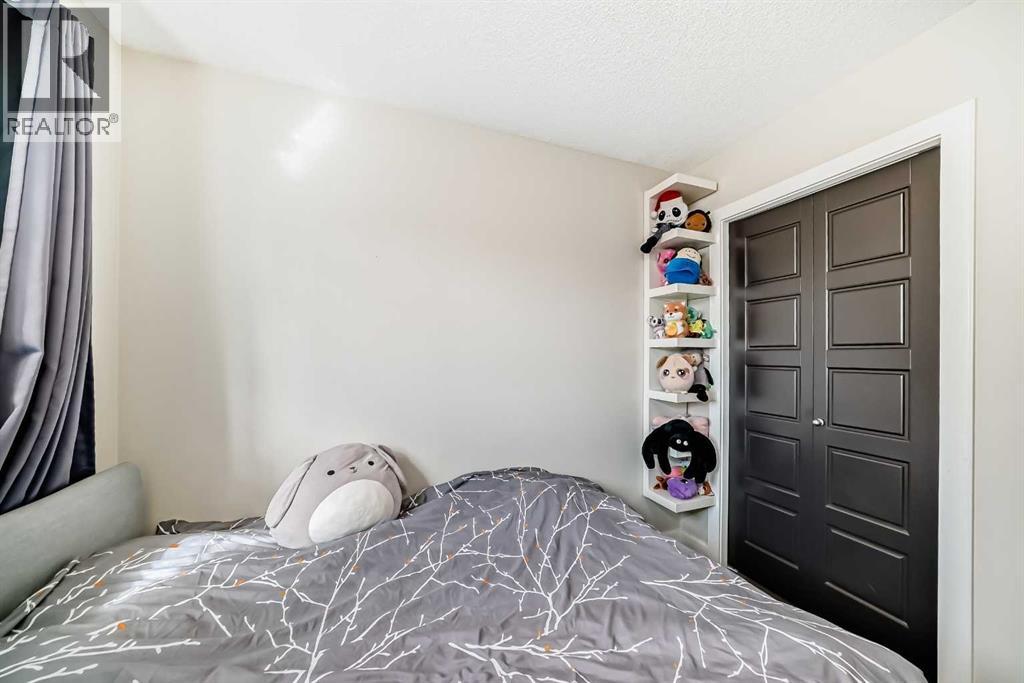 88 Pantego Lane NW, Calgary, Alberta  T3K 0T1 - Photo 11 - A2294175