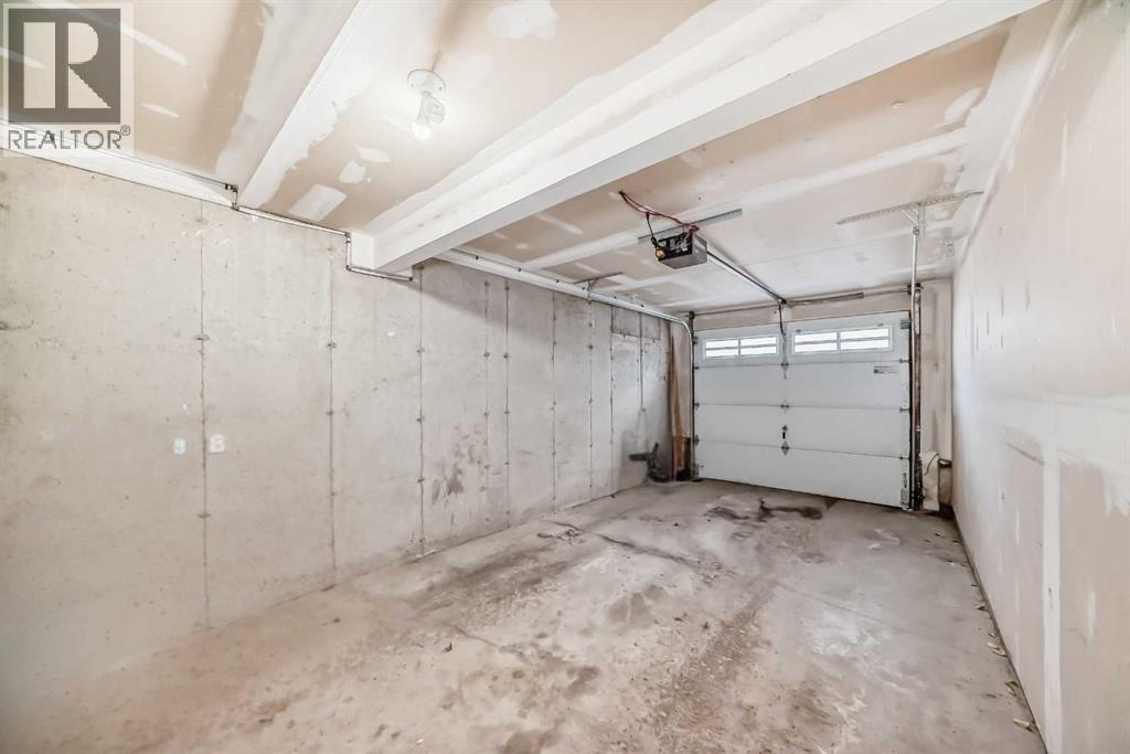 88 Pantego Lane NW, Calgary, Alberta  T3K 0T1 - Photo 16 - A2294175