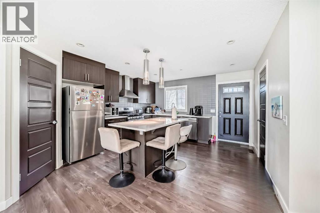 88 Pantego Lane NW, Calgary, Alberta  T3K 0T1 - Photo 5 - A2294175