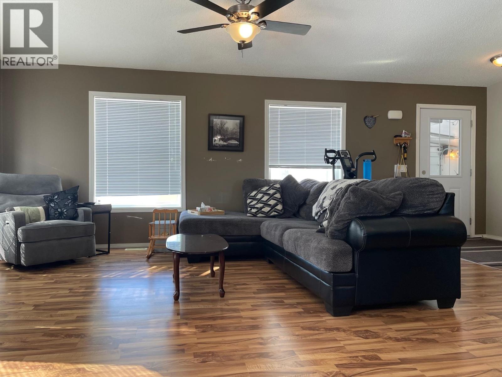 34 Pebble Drive, Fort Nelson, British Columbia  V0C 1R0 - Photo 5 - R3105979