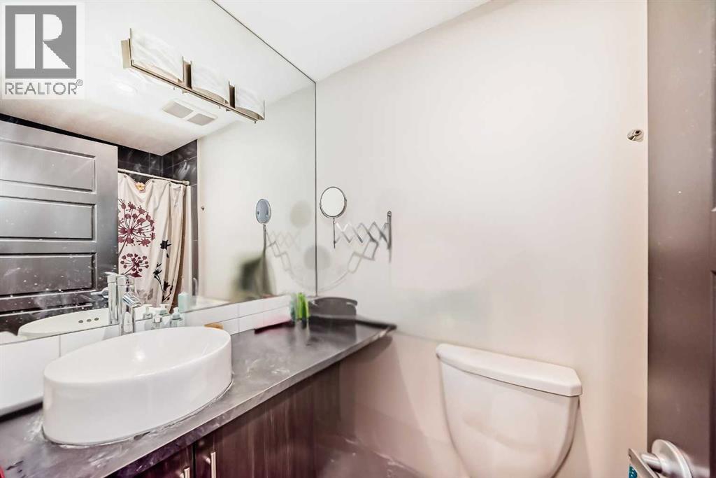 88 Pantego Lane NW, Calgary, Alberta  T3K 0T1 - Photo 14 - A2294175