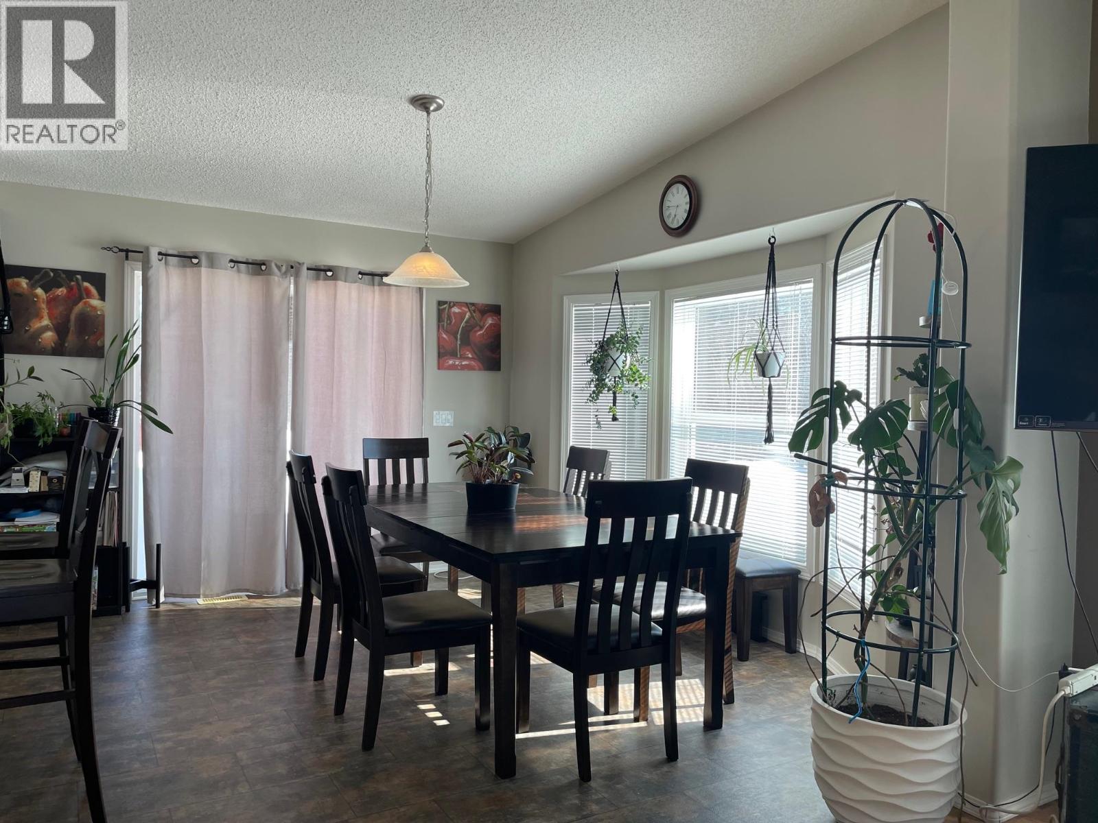 34 Pebble Drive, Fort Nelson, British Columbia  V0C 1R0 - Photo 7 - R3105979