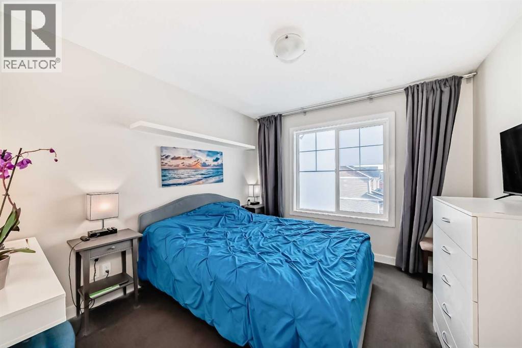 88 Pantego Lane NW, Calgary, Alberta  T3K 0T1 - Photo 8 - A2294175